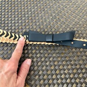 Kate Spade Black and Tan Bow Belt